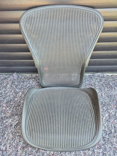 Herman miller size mesh set - size, b