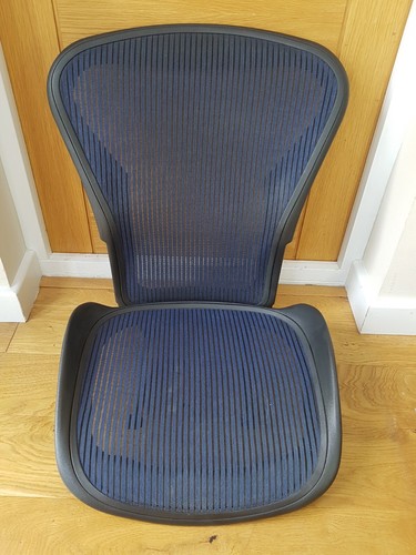 Herman miller size - size, set