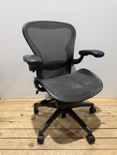 Herman Miller Aeron Size B