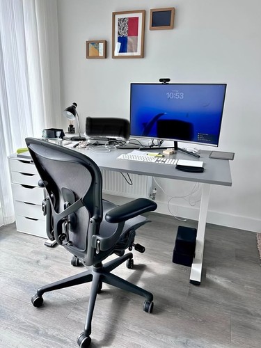 Herman miller aeron ergonomic - herman,